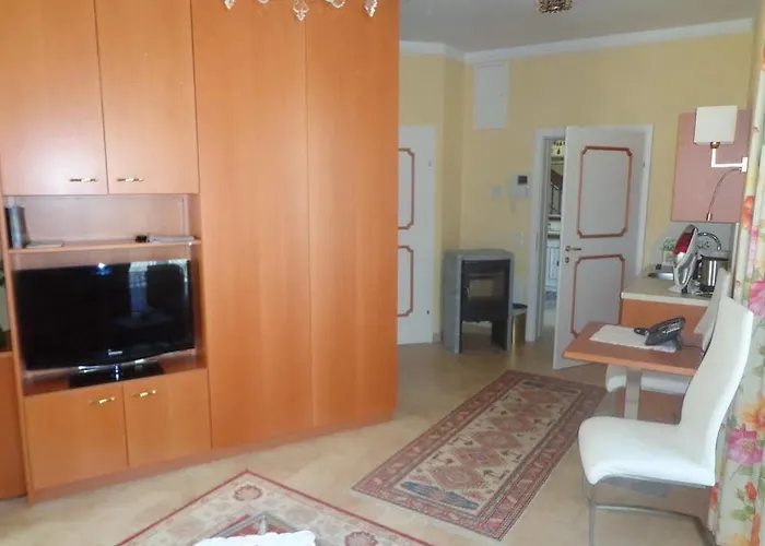 Hans Mauracher Schloessl גראץ